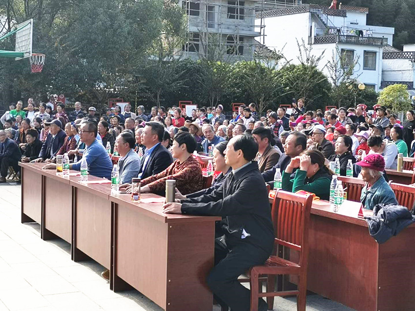 民建安庆市老年委“重阳佳节、建言美丽乡村”考察联谊活动