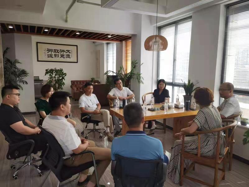 民建安庆市宜秀区委第一、三、四、五支部联合走访调研新会员和会员企业