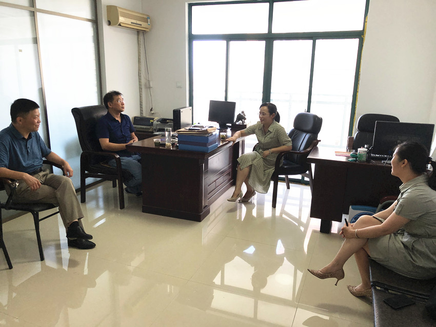 怀宁政协领导到民建会员单位走访