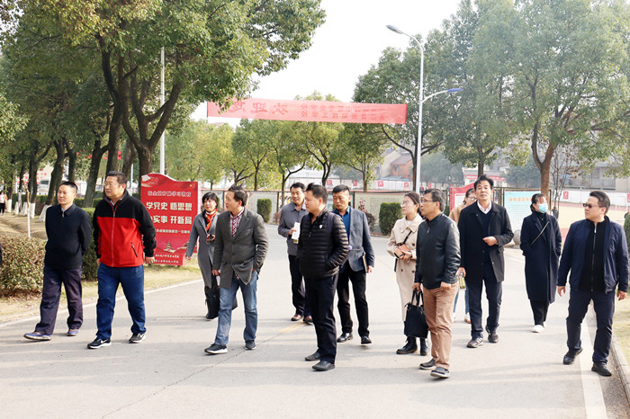 “新闻宣传江淮行”活动走进安庆民建会员所属学校