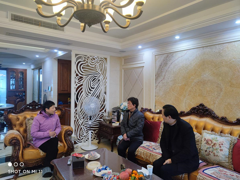 佳节慰问暖人心 浓浓关怀显真情——民建大观区委开展春节慰问活动