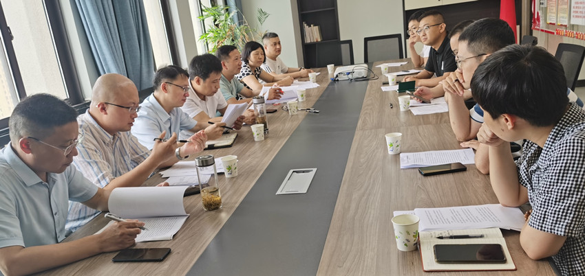 民建安庆市委调研委、青工委联合举行学习研讨会