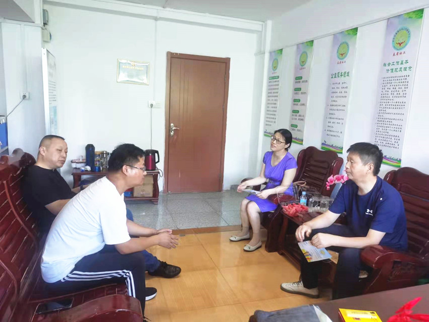 民建安庆市迎江区委开展会员走访活动