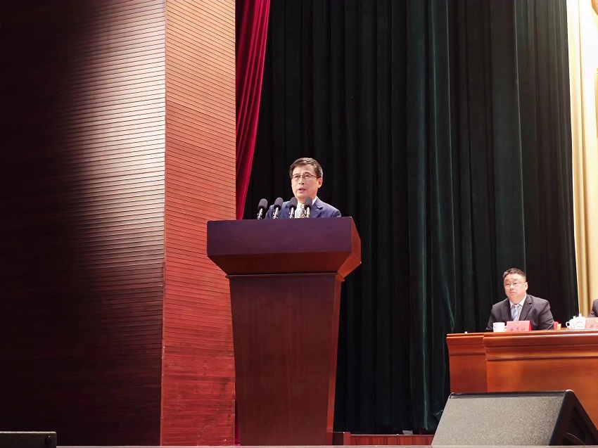 走进两会    倾听民建发声