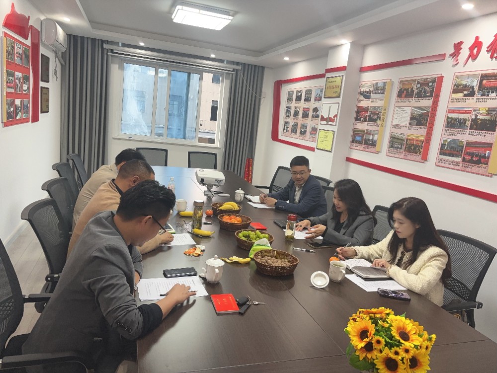 1732071875698018.jpg 68a7d0217e6083711d0ead281e28836.jpg