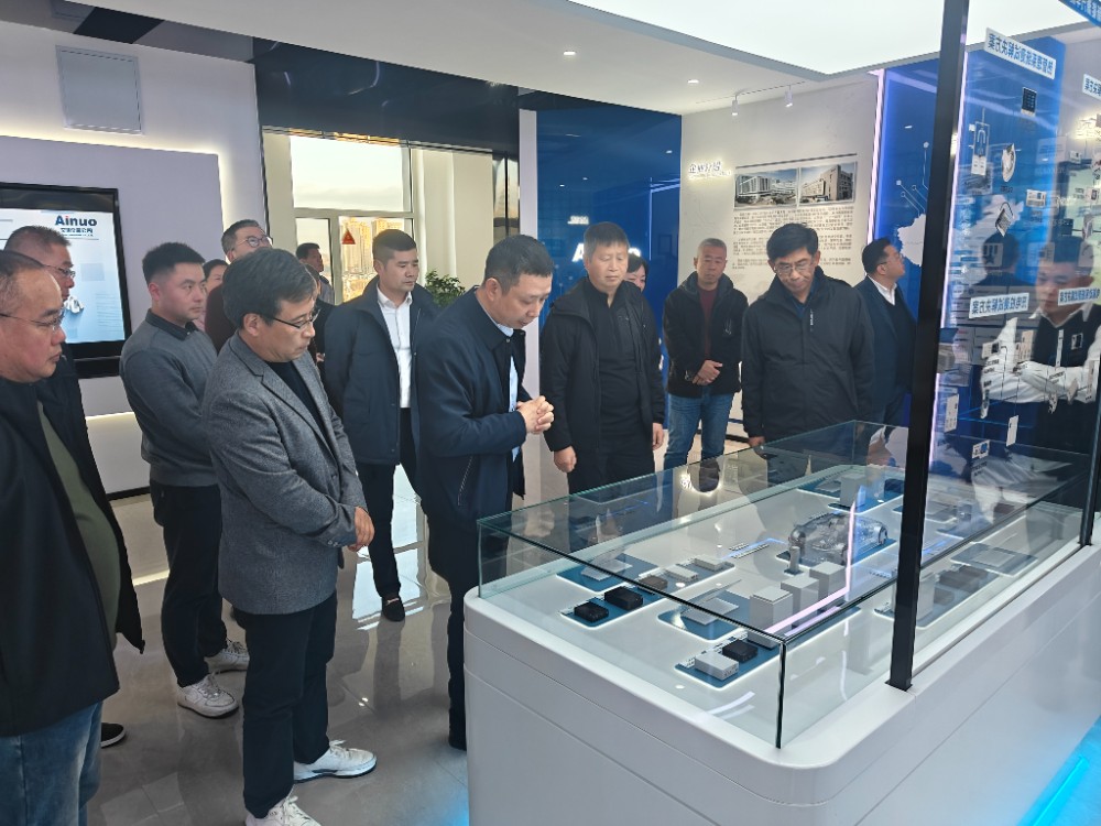 1732603380203325.jpg c62b05d5dbe0505c01ce01a9e9e009c.jpg