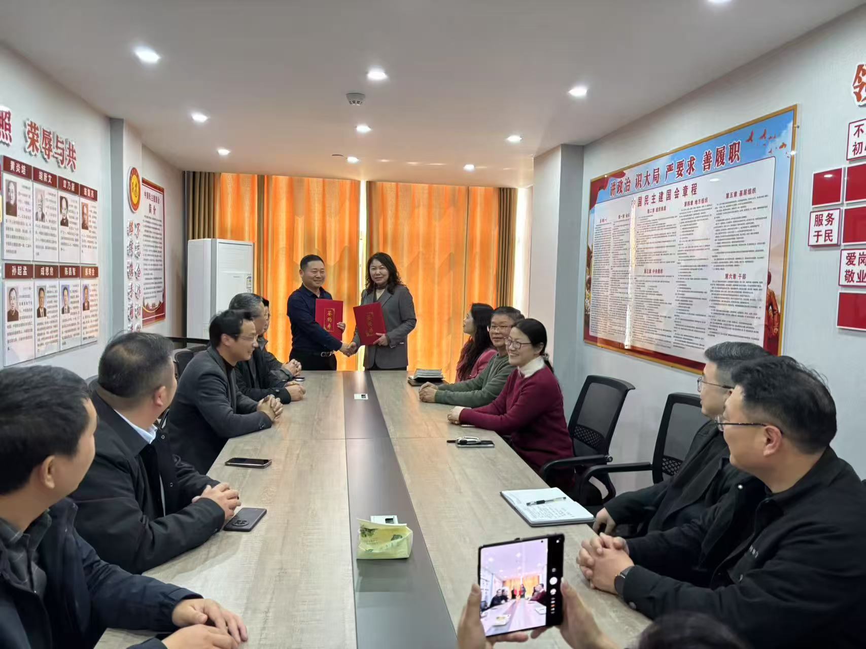 1740964989856461.jpg e443d94723bdbace69fd838a21e1db5.jpg